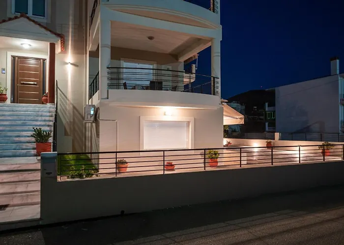 Effie\'S Two Bedroom Apartment